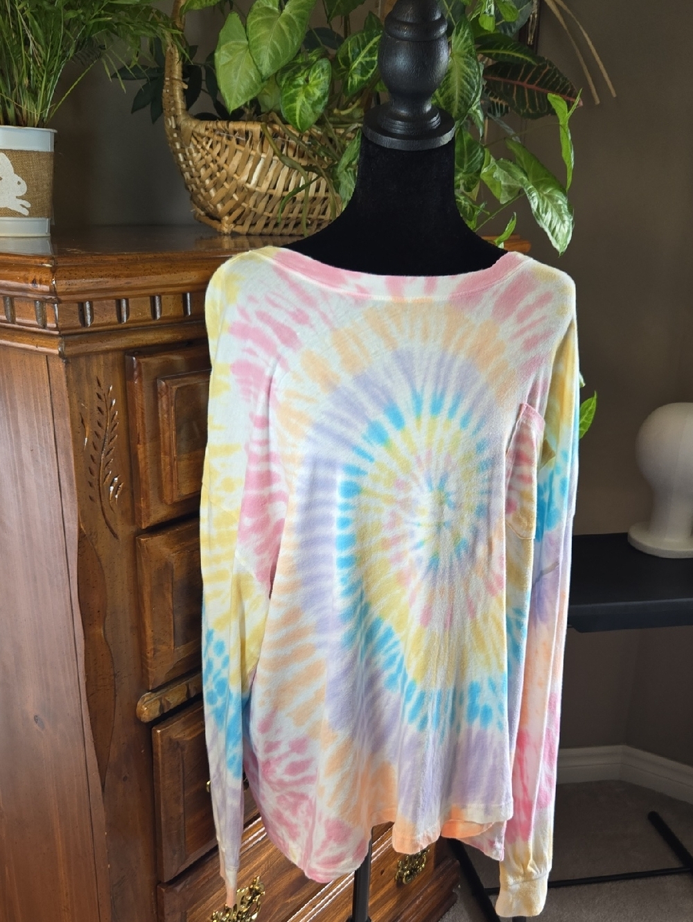 NWT C&C California Pastel Tie-Dye Long Sleeve Top - Pink, Yellow, Blue, Purple